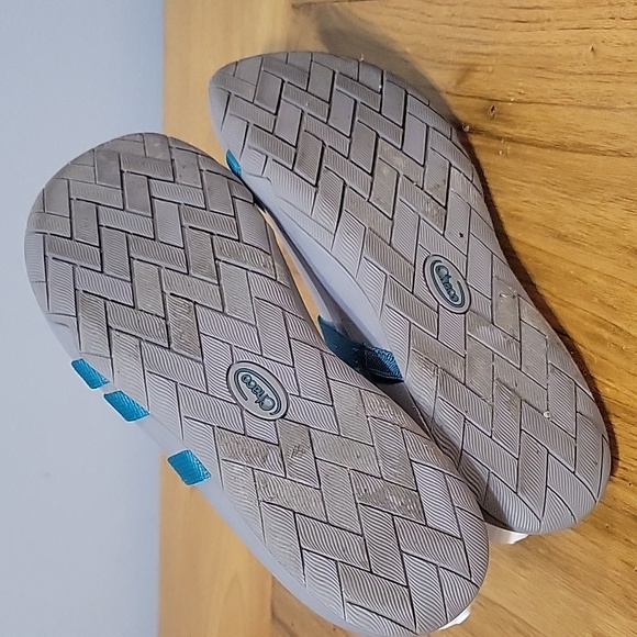 Chaco size 6 retired style teal and gray flip flop sandals - Picture 5 of 7